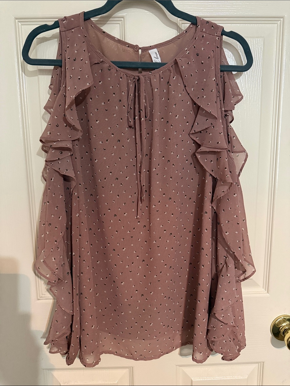 Love Mauve Polka Dot Ruffle Sleeveless Blouse